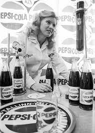 soviet visuals - pepsi-cola soft drink